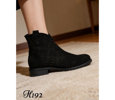 H192 BLACK