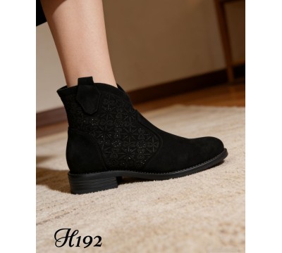 H192 BLACK