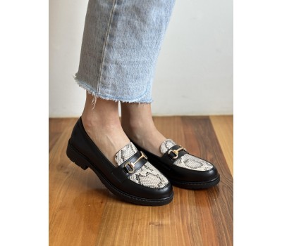 CR-82 BLACK