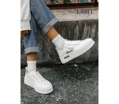 LA311 WHITE
