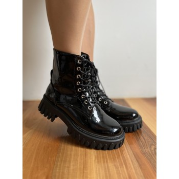 19 BLACK L