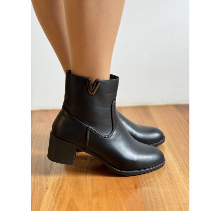 26 BLACK TU